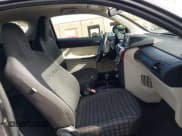 ✅ 2012 Scion iQ • VIN: JTNJJXB05CJ012260 • Lot: 43604659. Wystawiony na IAAI z przebiegiem 106 895 mil. Bezpłatny archiwum sprzedaży aukcyjnych z USA i szczegółowy raport historii pojazdu na DreamBid. Zdjęcie 5.