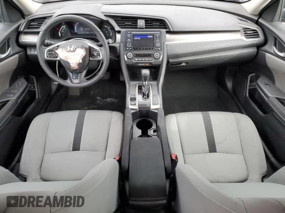 ✅ 2021 Honda Civic LX • VIN: 2HGFC2F65MH557708 • Lot: 92298735. Wystawiony na Copart z przebiegiem 104 002 mil. Bezpłatny archiwum sprzedaży aukcyjnych z USA i szczegółowy raport historii pojazdu na DreamBid. Zdjęcie 8.