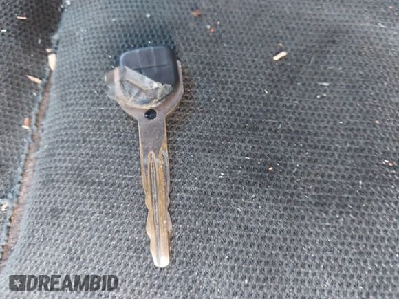 ✅ 2005 Nissan Titan XE • VIN: 1N6BA06A35N554629 • Lot: 42572827. Listed on IAAI with 219,914 mi. Free auction sales archive from the USA and detailed vehicle history report at DreamBid. Image 11.