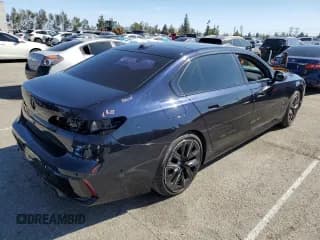 ✅ 2023 BMW 7 Series 740i • VIN: WBA23EH04PCN93269 • Лот: 44817255. Опубликован ранее на Copart с пробегом 11 305 миль. Бесплатный доступ к архиву аукционных продаж из США и подробный отчёт об истории автомобиля на DreamBid. Изображение 3.