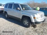 ✅ 2014 Jeep Patriot Sport • VIN: 1C4NJRBB8ED558233 • Лот: 43633685. Опубликован ранее на IAAI с пробегом 205 055 миль. Бесплатный доступ к архиву аукционных продаж из США и подробный отчёт об истории автомобиля на DreamBid. Изображение 1.