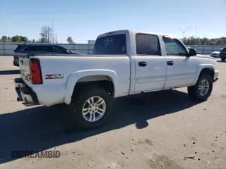 ✅ 2006 Chevrolet Silverado 1500 LT1 • VIN: 2GCEK13ZX61337689 • Лот: 80235864. Опубликован ранее на Copart с пробегом 263 546 миль. Бесплатный доступ к архиву аукционных продаж из США и подробный отчёт об истории автомобиля на DreamBid. Изображение 3.