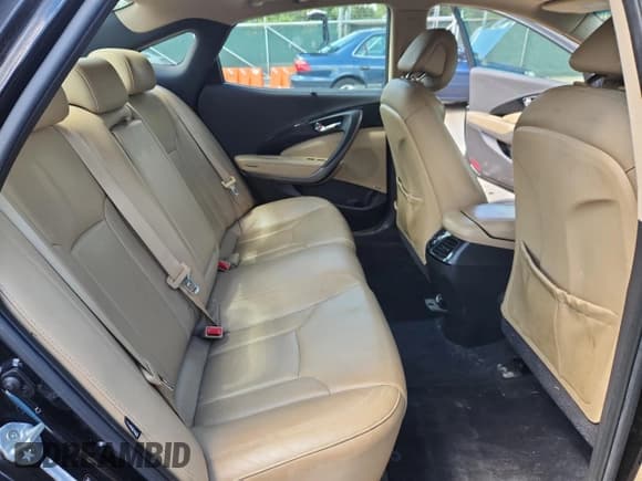 ✅ 2012 Hyundai Azera • VIN: KMHFH4JG9CA165917 • Лот: 68463545. Опубликован ранее на Copart с пробегом 144 751 миль. Бесплатный доступ к архиву аукционных продаж из США и подробный отчёт об истории автомобиля на DreamBid. Изображение 10.