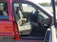 ✅ 2002 Jeep Grand Cherokee Laredo • VIN: 1J4GX48S62C257425 • Lot: 43435617. Listed on IAAI with 251,435 mi. Free auction sales archive from the USA and detailed vehicle history report at DreamBid. Image 5.