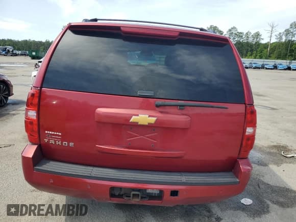 ✅ 2013 Chevrolet Tahoe LT • VIN: 1GNSCBE02DR303732 • Lot: 56175795. Wystawiony na Copart z przebiegiem 239 100 mil. Bezpłatny archiwum sprzedaży aukcyjnych z USA i szczegółowy raport historii pojazdu na DreamBid. Zdjęcie 6.