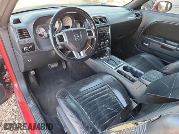 ✅ 2012 Dodge Challenger SXT • VIN: 2C3CDYAG7CH167519 • Lot: 84876065. Listed on Copart with 191,271 mi. Free auction sales archive from the USA and detailed vehicle history report at DreamBid. Image 8.