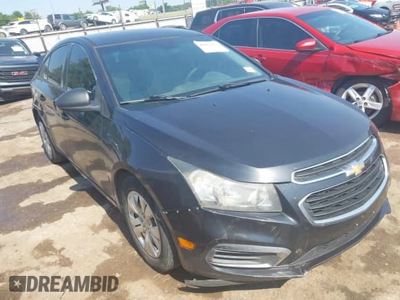 ✅ 2016 Chevrolet Cruze LS • VIN: 1G1PB5SH2G7187261 • Lot: 42927213. Listed on IAAI with 124,909 mi. Free auction sales archive from the USA and detailed vehicle history report at DreamBid. Image 1.
