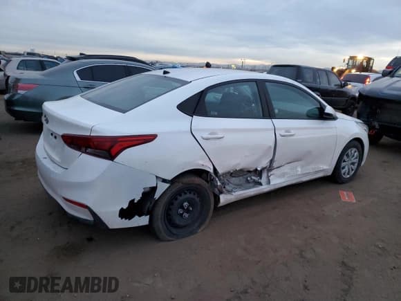 ✅ 2021 Hyundai Accent SEL • VIN: 3KPC24A60ME147904 • Лот: 84962714. Опубликован ранее на Copart с пробегом 177 780 миль. Бесплатный доступ к архиву аукционных продаж из США и подробный отчёт об истории автомобиля на DreamBid. Изображение 3.