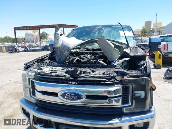 ✅ 2017 Ford F-250 Lariat • VIN: 1FT7W2BT2HEC45252 • Lot: 42542246. Wystawiony na IAAI z przebiegiem Nie podano. Bezpłatny archiwum sprzedaży aukcyjnych z USA i szczegółowy raport historii pojazdu na DreamBid. Zdjęcie 6.