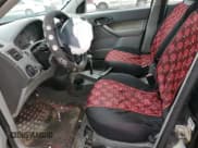 ✅ 2005 Ford Focus S • VIN: 1FAFP34N85W139199 • Лот: 93251635. Опубликован ранее на Copart с пробегом Не указан. Бесплатный доступ к архиву аукционных продаж из США и подробный отчёт об истории автомобиля на DreamBid. Изображение 7.