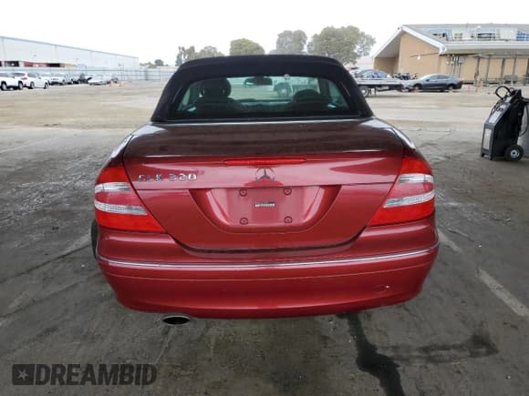 ✅ 2005 Mercedes-Benz CLK 320 • VIN: WDBTK65G65T046677 • Lot: 64825545. Wystawiony na Copart z przebiegiem 143 120 mil. Bezpłatny archiwum sprzedaży aukcyjnych z USA i szczegółowy raport historii pojazdu na DreamBid. Zdjęcie 6.