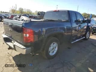 ✅ 2010 Chevrolet Silverado 1500 LT • VIN: 1GCSKSE3XAZ110407 • Lot: 76309904. Listed on Copart with 136,310 mi. Free auction sales archive from the USA and detailed vehicle history report at DreamBid. Image 3.