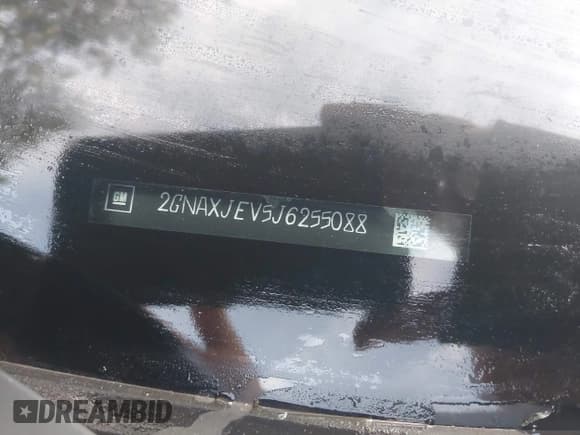 ✅ 2018 Chevrolet Equinox LT • VIN: 2GNAXJEV5J6255088 • Lot: 43352814. Wystawiony na IAAI z przebiegiem 123 450 mil. Bezpłatny archiwum sprzedaży aukcyjnych z USA i szczegółowy raport historii pojazdu na DreamBid. Zdjęcie 9.