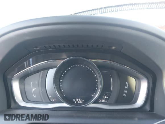 ✅ 2017 Volvo XC60 Dynamic • VIN: YV440MDR3H2095815 • Lot: 43653614. Wystawiony na IAAI z przebiegiem 31 539 mil. Bezpłatny archiwum sprzedaży aukcyjnych z USA i szczegółowy raport historii pojazdu na DreamBid. Zdjęcie 7.