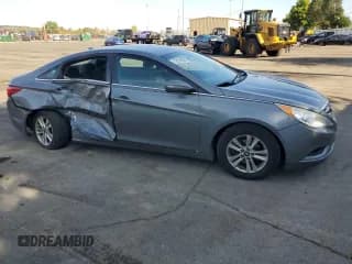 ✅ 2013 Hyundai Sonata GLS • VIN: 5NPEB4AC9DH666508 • Lot: 72136794. Wystawiony na Copart z przebiegiem 223 957 mil. Bezpłatny archiwum sprzedaży aukcyjnych z USA i szczegółowy raport historii pojazdu na DreamBid. Zdjęcie 4.