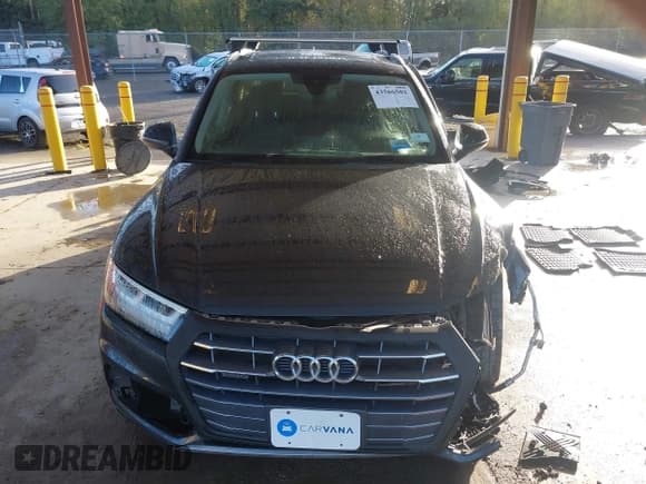 ✅ 2018 Audi Q5 Premium Plus • VIN: WA1BNAFY5J2096639 • Lot: 43566502. Wystawiony na IAAI z przebiegiem 74 572 mil. Bezpłatny archiwum sprzedaży aukcyjnych z USA i szczegółowy raport historii pojazdu na DreamBid. Zdjęcie 12.