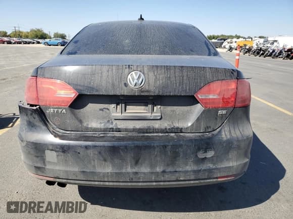 ✅ 2014 Volkswagen Jetta SE • VIN: 3VWD07AJ2EM317135 • Lot: 84284785. Wystawiony na Copart z przebiegiem 159 607 mil. Bezpłatny archiwum sprzedaży aukcyjnych z USA i szczegółowy raport historii pojazdu na DreamBid. Zdjęcie 6.