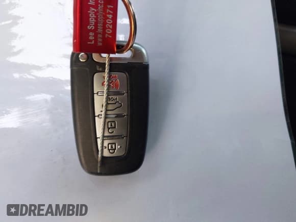 ✅ 2016 Hyundai Veloster Turbo • VIN: KMHTC6AE2GU288538 • Lot: 42282122. Wystawiony na IAAI z przebiegiem 83 231 mil. Bezpłatny archiwum sprzedaży aukcyjnych z USA i szczegółowy raport historii pojazdu na DreamBid. Zdjęcie 11.