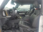 ✅ 2021 Ford Bronco • VIN: 1FMDE5CP3MLB04071 • Лот: 54220505. Опубликован ранее на Copart с пробегом 28 385 миль. Бесплатный доступ к архиву аукционных продаж из США и подробный отчёт об истории автомобиля на DreamBid. Изображение 7.