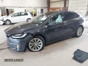 ✅ 2018 Tesla Model X 75D • VIN: 5YJXCDE23JF125715 • Лот: 43004077. Опубликован ранее на IAAI с пробегом 85 630 миль. Бесплатный доступ к архиву аукционных продаж из США и подробный отчёт об истории автомобиля на DreamBid. Изображение 16.