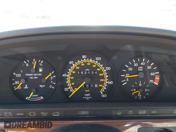 ✅ 1989 Mercedes-Benz 300 SE • VIN: WDBCA24DXKA437857 • Lot: 42343496. Listed on IAAI with 152,134 mi. Free auction sales archive from the USA and detailed vehicle history report at DreamBid. Image 7.