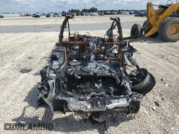 ✅ 2022 Tesla Model X • VIN: 7SAXCAE59NF340422 • Lot: 90496575. Wystawiony na Copart z przebiegiem Nie podano. Bezpłatny archiwum sprzedaży aukcyjnych z USA i szczegółowy raport historii pojazdu na DreamBid. Zdjęcie 6.