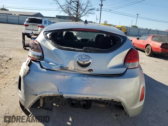 ✅ 2017 Hyundai Veloster • VIN: KMHTC6ADXHU306082 • Лот: 75651444. Опубликован ранее на Copart с пробегом 145 959 миль. Бесплатный доступ к архиву аукционных продаж из США и подробный отчёт об истории автомобиля на DreamBid. Изображение 6.