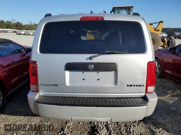 2011 Dodge Nitro Heat с VIN 1D4PT4GK0BW599621, выставлен на аукционе Copart как лот 76164534 с пробегом 213 234 миль миль и На запчасти • Non repairable. История ставок и продаж доступна на DreamBid. Изображение 6.