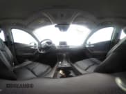 ✅ 2018 Mazda 3 Touring • VIN: 3MZBN1L32JM163007 • Lot: 42971840. Wystawiony na IAAI z przebiegiem 93 319 mil. Bezpłatny archiwum sprzedaży aukcyjnych z USA i szczegółowy raport historii pojazdu na DreamBid. Zdjęcie 18.