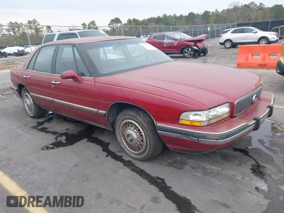 ✅ 1992 Buick LeSabre Custom • VIN: 1G4HP53L7NH442893 • Lot: 43843678. Wystawiony na IAAI z przebiegiem 127 971 mil. Bezpłatny archiwum sprzedaży aukcyjnych z USA i szczegółowy raport historii pojazdu na DreamBid. Zdjęcie 1.