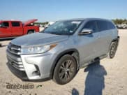 ✅ 2018 Toyota Highlander LE • VIN: 5TDZZRFH7JS255046 • Лот: 82449865. Опубликован ранее на Copart с пробегом 43 455 миль. Бесплатный доступ к архиву аукционных продаж из США и подробный отчёт об истории автомобиля на DreamBid. Изображение 1.