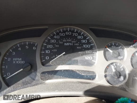 ✅ 2004 GMC Yukon XL • VIN: 1GKFK66U04J138529 • Lot: 43787831. Listed on IAAI with Not provided. Free auction sales archive from the USA and detailed vehicle history report at DreamBid. Image 7.