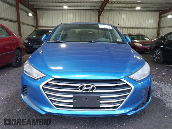 ✅ 2017 Hyundai Elantra SE • VIN: 5NPD74LFXHH209586 • Lot: 43322023. Listed on IAAI with 71,647 mi. Free auction sales archive from the USA and detailed vehicle history report at DreamBid. Image 12.