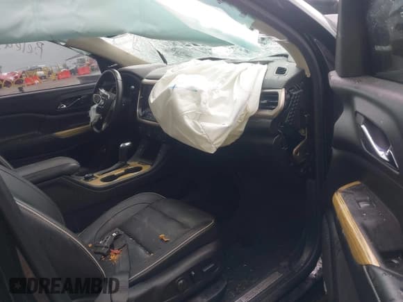 ✅ 2018 GMC Acadia Denali • VIN: 1GKKNXLS3JZ158236 • Lot: 42125053. Listed on IAAI with 58,000 mi. Free auction sales archive from the USA and detailed vehicle history report at DreamBid. Image 5.