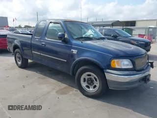 ✅ 2002 Ford F-150 XL • VIN: 1FTRX17L52NB08256 • Lot: 43613718. Listed on IAAI with 155,226 mi. Free auction sales archive from the USA and detailed vehicle history report at DreamBid. Image 1.