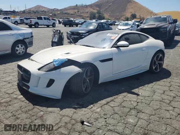 ✅ 2017 Jaguar F-Type R • VIN: SAJWJ6DL8HMK44063 • Лот: 70909925. Опубликован ранее на Copart с пробегом 43 377 миль. Бесплатный доступ к архиву аукционных продаж из США и подробный отчёт об истории автомобиля на DreamBid. Изображение 1.