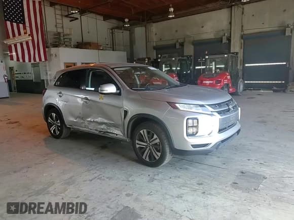 ✅ 2021 Mitsubishi Outlander ES • VIN: JA4ARUAU4MU022594 • Lot: 89665165. Listed on Copart with 104,350 mi. Free auction sales archive from the USA and detailed vehicle history report at DreamBid. Image 13.