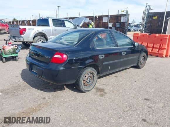 2004 Dodge Neon SE с VIN 1B3ES26C14D557254, выставлен на аукционе IAAI как лот 41906730 с пробегом 235 092 миль миль и . История ставок и продаж доступна на DreamBid. Изображение 4.