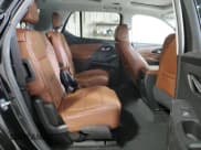 ✅ 2018 Chevrolet Traverse High Country • VIN: 1GNEVKKW6JJ102166 • Lot: 42454304. Wystawiony na Copart z przebiegiem 82 725 mil. Bezpłatny archiwum sprzedaży aukcyjnych z USA i szczegółowy raport historii pojazdu na DreamBid. Zdjęcie 11.