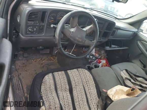 2005 GMC Sierra 1500 Work Truck с VIN 1GTEC14V95Z900651, выставлен на аукционе Copart как лот 79949344 с пробегом 263 520 миль миль и Чистый • Clean title. История ставок и продаж доступна на DreamBid. Изображение 8.