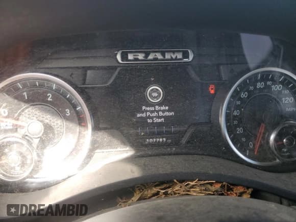 ✅ 2019 Ram 2500 Laramie • VIN: 3C6UR5FL9KG590680 • Лот: 66140045. Опубликован ранее на Copart с пробегом 107 783 миль. Бесплатный доступ к архиву аукционных продаж из США и подробный отчёт об истории автомобиля на DreamBid. Изображение 9.