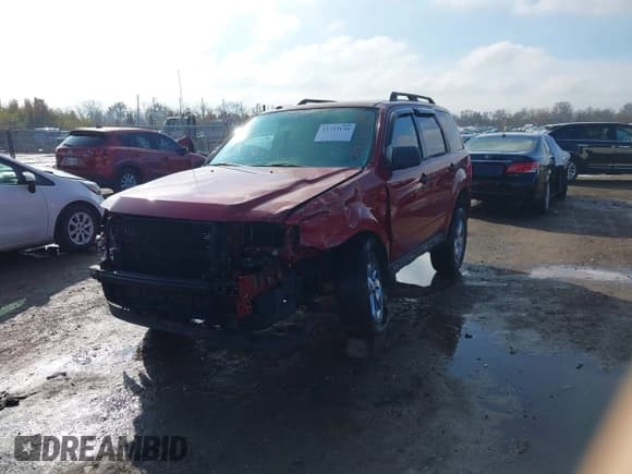 ✅ 2010 Ford Escape XLT • VIN: 1FMCU9DG8AKC24907 • Lot: 43733136. Wystawiony na IAAI z przebiegiem 72 515 mil. Bezpłatny archiwum sprzedaży aukcyjnych z USA i szczegółowy raport historii pojazdu na DreamBid. Zdjęcie 13.