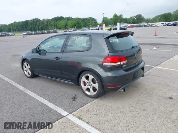 ✅ 2010 Volkswagen Golf GTI • VIN: WVWEV7AJ2AW377824 • Lot: 42618460. Listed on IAAI with 234,910 mi. Free auction sales archive from the USA and detailed vehicle history report at DreamBid. Image 3.