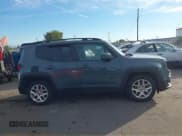 ✅ 2017 Jeep Renegade Latitude • VIN: ZACCJABBXHPF38001 • Лот: 43576595. Опубликован ранее на IAAI с пробегом Не указан. Бесплатный доступ к архиву аукционных продаж из США и подробный отчёт об истории автомобиля на DreamBid. Изображение 12.