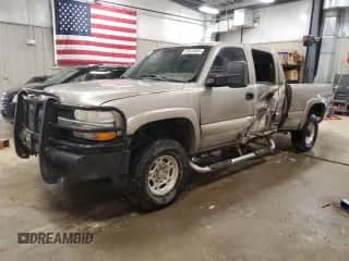 2001 Chevrolet Silverado 2500HD с VIN 1GCHK23121F128459, выставлен на аукционе Copart как лот 60525805 с пробегом Не указан миль и Чистый • Clean title. История ставок и продаж доступна на DreamBid. Изображение 1.