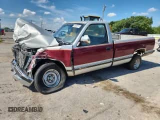✅ 1988 Chevrolet Silverado 1500 • VIN: 1GCDC14K0JZ200772 • Lot: 63662515. Wystawiony na Copart z przebiegiem 171 615 mil. Bezpłatny archiwum sprzedaży aukcyjnych z USA i szczegółowy raport historii pojazdu na DreamBid. Zdjęcie 1.