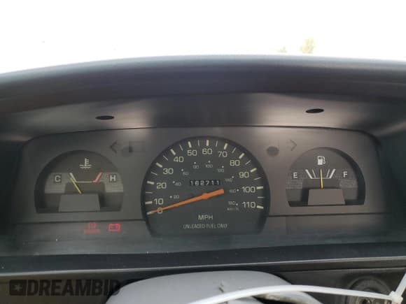 ✅ 1992 Toyota Pickup DLX • VIN: 4TARN01P4NZ021338 • Лот: 78283004. Опубликован ранее на Copart с пробегом 162 711 миль. Бесплатный доступ к архиву аукционных продаж из США и подробный отчёт об истории автомобиля на DreamBid. Изображение 9.