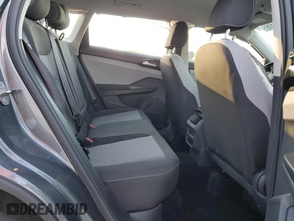 ✅ 2024 Volkswagen Taos S • VIN: 3VV5X7B23RM049195 • Лот: 93494065. Опубликован ранее на Copart с пробегом 19 364 миль. Бесплатный доступ к архиву аукционных продаж из США и подробный отчёт об истории автомобиля на DreamBid. Изображение 11.