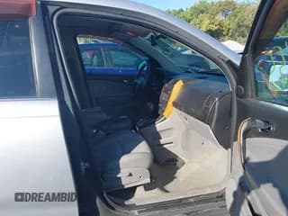 ✅ 2006 Saturn VUE • VIN: 5GZCZ53456S881661 • Lot: 43319455. Wystawiony na IAAI z przebiegiem 159 246 mil. Bezpłatny archiwum sprzedaży aukcyjnych z USA i szczegółowy raport historii pojazdu na DreamBid. Zdjęcie 5.