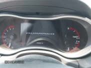 ✅ 2019 Dodge Durango SXT Plus • VIN: 1C4RDJAG1KC586559 • Lot: 42469177. Wystawiony na IAAI z przebiegiem 108 063 mil. Bezpłatny archiwum sprzedaży aukcyjnych z USA i szczegółowy raport historii pojazdu na DreamBid. Zdjęcie 7.